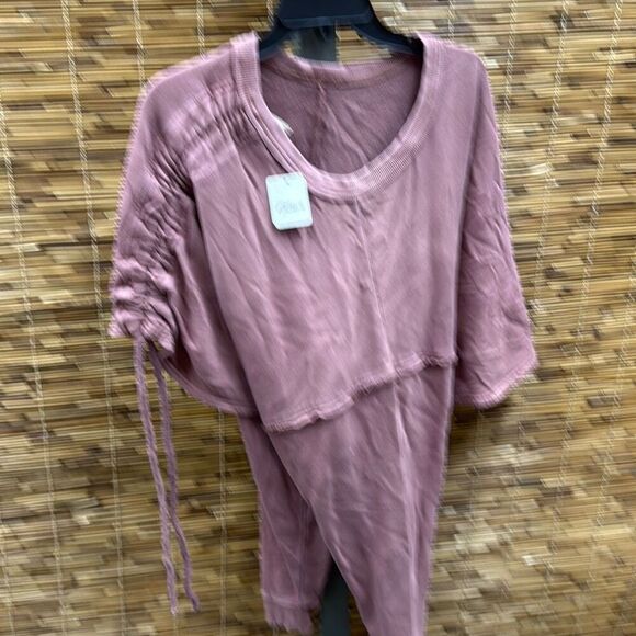 Free People Bae Pullover Size M - Picture 2 of 3